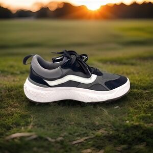 Vans UltraRange VR3 Gray Black White Sneakers Athletic Comfort Women's Size 8